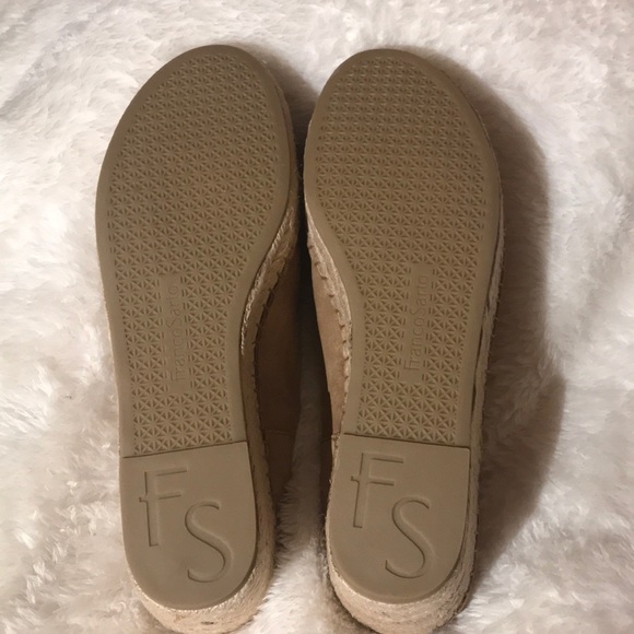 🌺🌺NIB NWOT SARTO SLIDES🌺🌺 - Picture 2 of 7